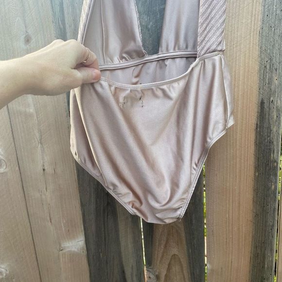 OUT FROM UNDER Metallic Vixen Bodysuit Deep V-Neck Women's champagne Size M - Picture 4 of 9